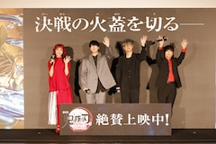 「劇場版『鬼滅の刃』無限城編 第一章 猗窩座再」公開記念舞台挨拶の様子。左からLiSA、花江夏樹、櫻井孝宏、石田彰